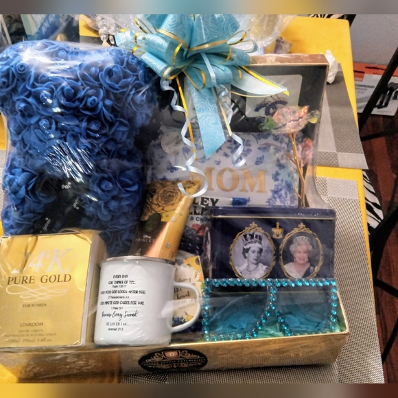 Luxurious Blue and Gold Mother's Day Gift Basket